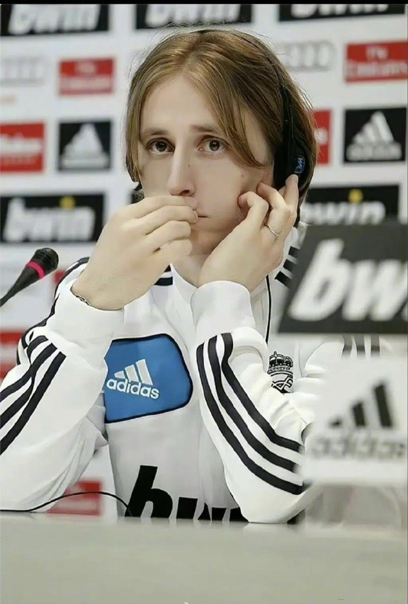 综合体育站内推荐逻辑 提升用户停留时长