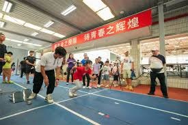 太疯狂！54岁名帅率头号装死队杀到英超第3 从0-2到4-3+近9轮8胜